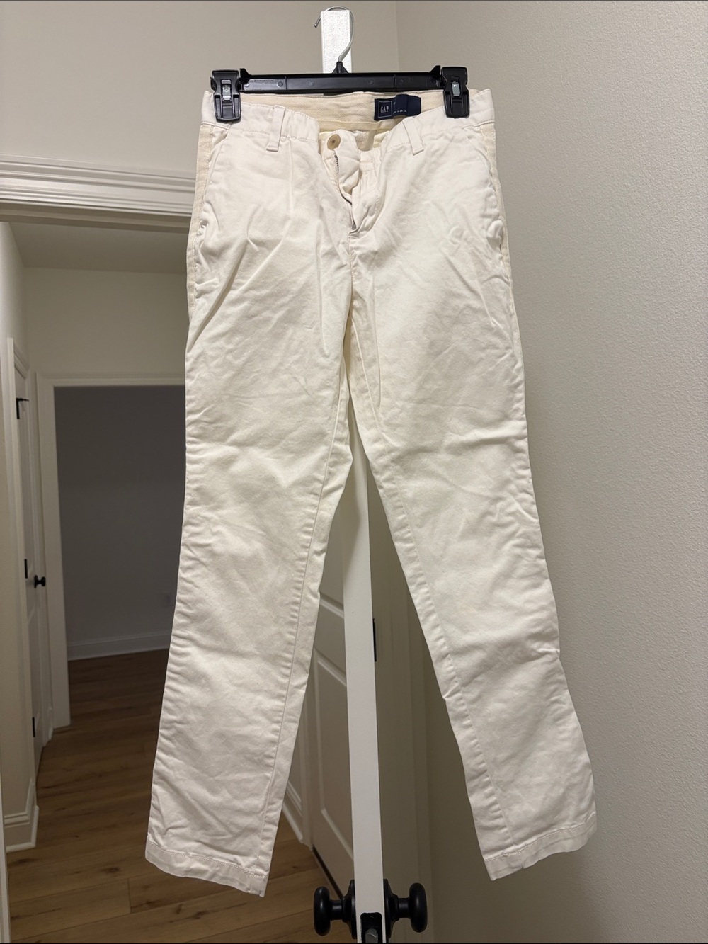 Cream Gap Chinos